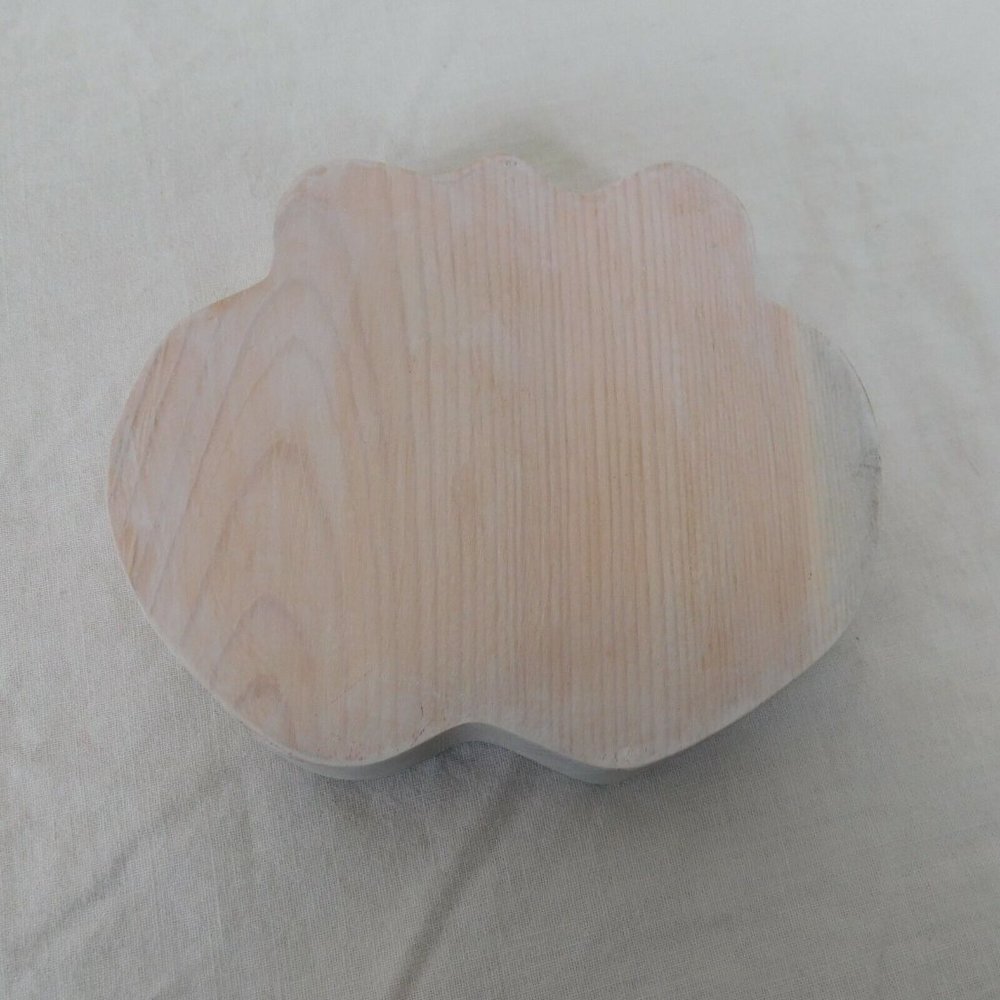 Wood Ornaments Lot of 3 Partially Painted Red Bow Crafts 3.5" x 4.5" x .75" - Picture 3 of 7